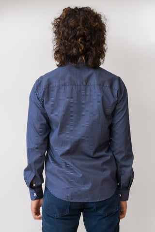 MIZUMI Modern Fit Top in Navy