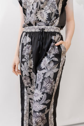 Current Air Paisley Printed Pants