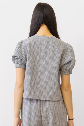Elan Gingham Seek Sucker Tie Top