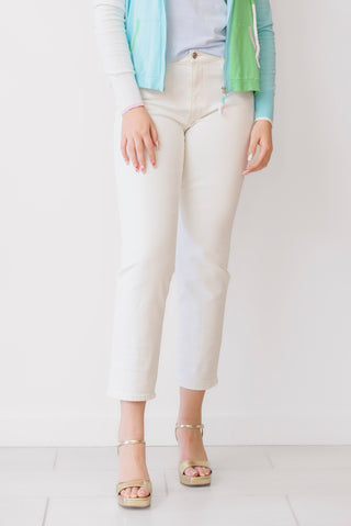 FRAME Borrowed Jean in white