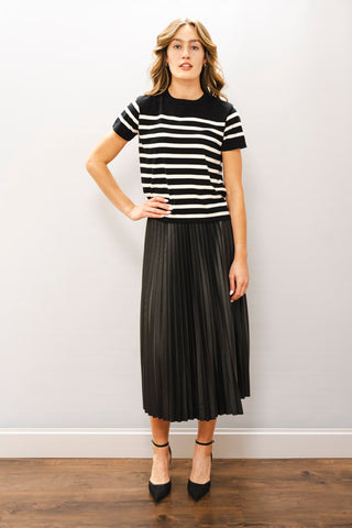 WILD COSMOS Mina Vegan Leather Pleated Skirt