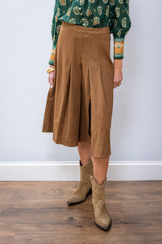 CURRENT AIR Faux Suede Pleated Skirt