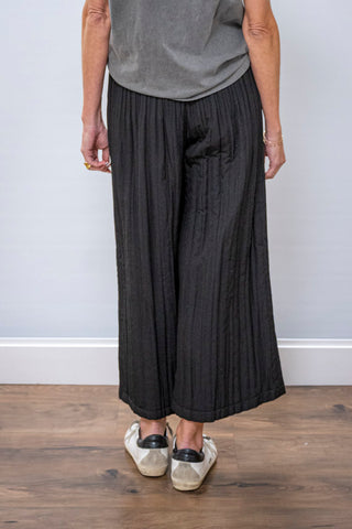 WILD COSMOS Celeste Quilted Wide Leg Pants