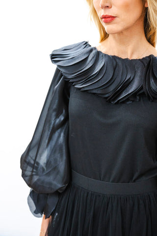 NANCY Ruffle Off Shoulder Top