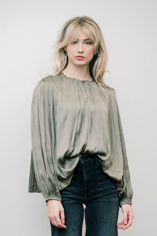 CURRENT AIR Round Neck Pleated Blouse
