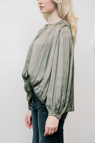CURRENT AIR Round Neck Pleated Blouse