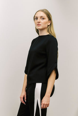P CILL 3/4 Flare Sleeve Round Neck Top